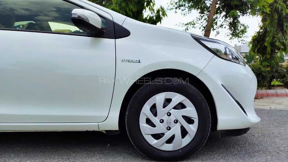 Toyota Aqua 2019 for Sale in Sahiwal Image-1