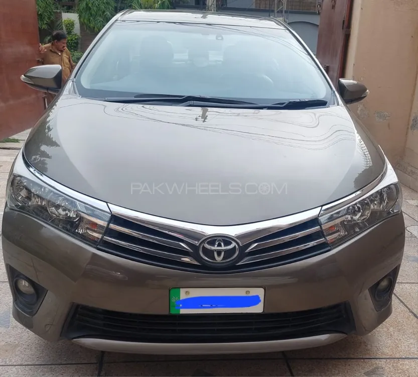 Toyota Corolla 2016 for Sale in Lahore Image-1