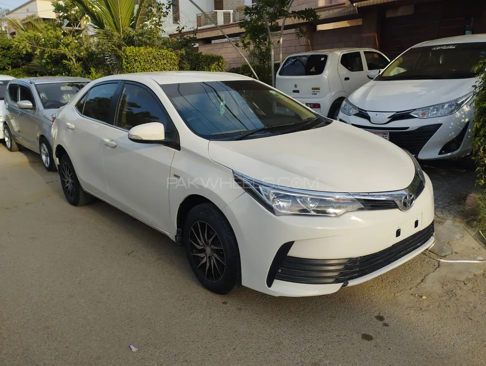 Toyota Corolla 2019 for Sale in Karachi Image-1