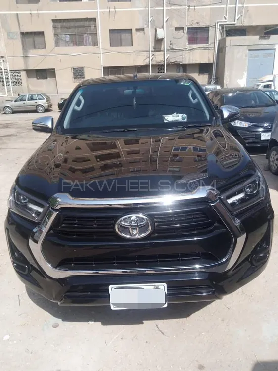 Toyota Hilux 2021 for Sale in Karachi Image-1