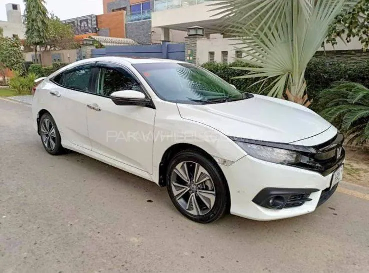 Honda Civic 2019 for Sale in Lahore Image-1