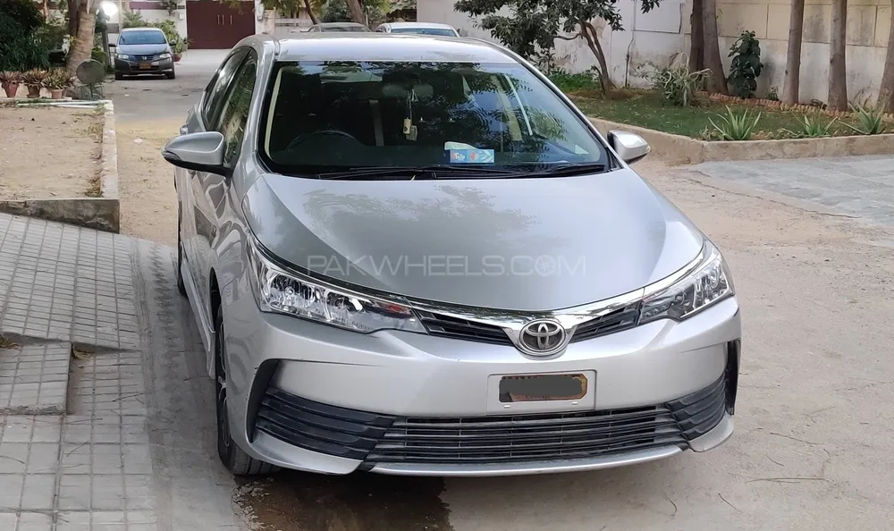 Toyota Corolla 2019 for Sale in Karachi Image-1