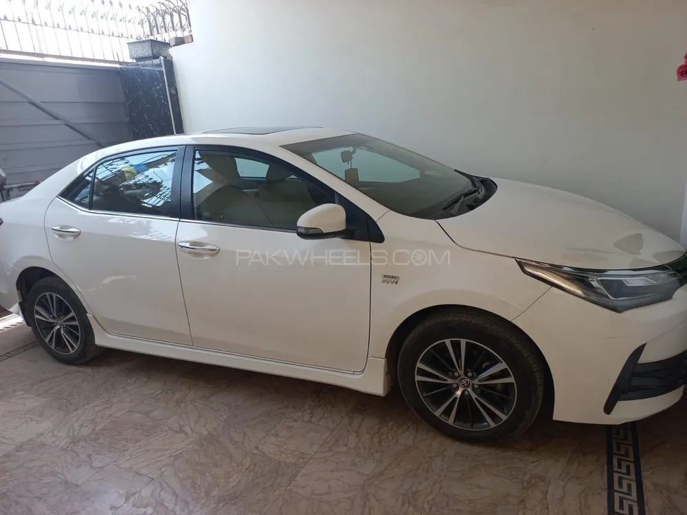 Toyota Corolla 2019 for Sale in Faisalabad Image-1