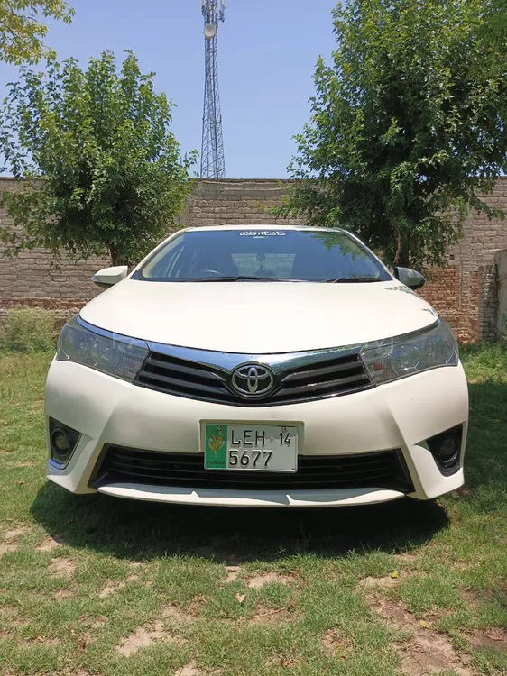 Toyota Corolla 2014 for Sale in Peshawar Image-1