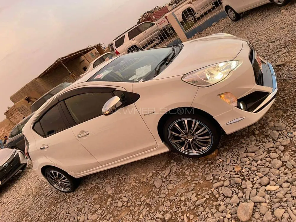 Toyota Aqua 2016 for Sale in Faisalabad Image-1