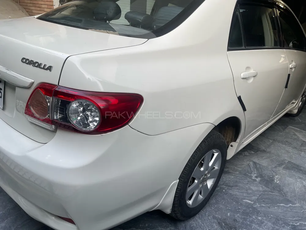 Toyota Corolla 2011 for Sale in Lahore Image-1