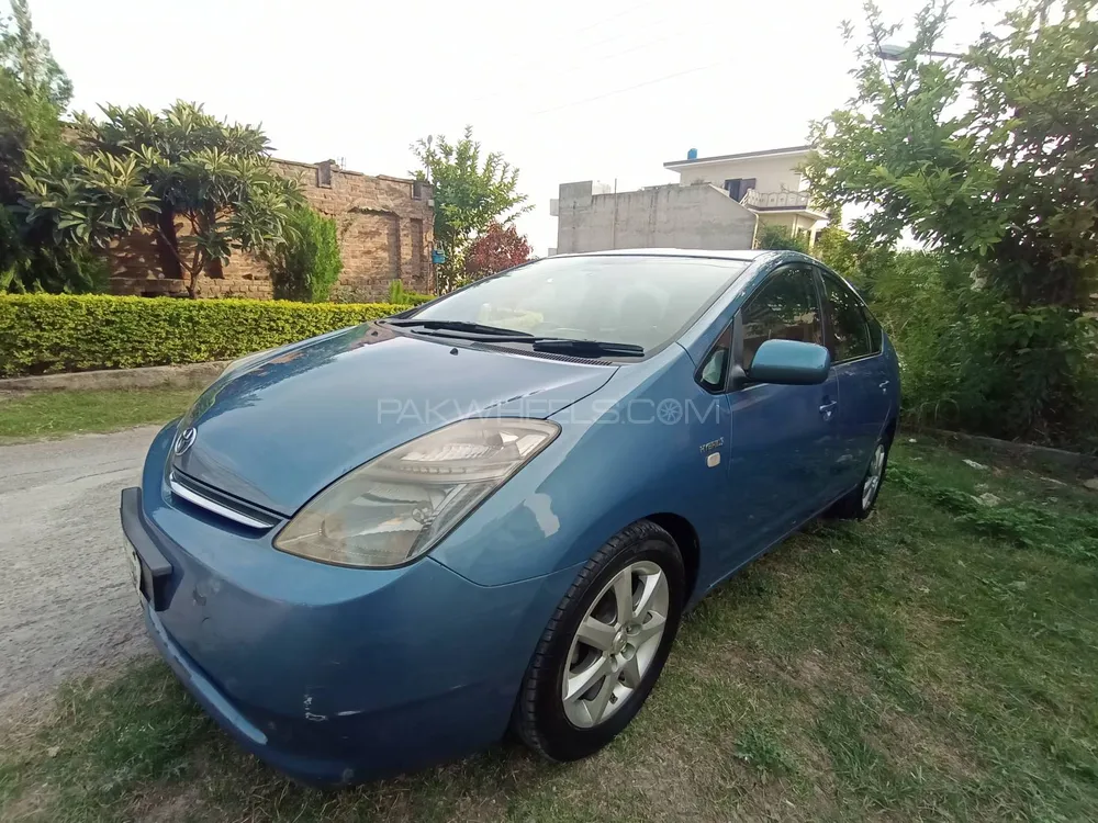 Toyota Prius 2007 for Sale in Islamabad Image-1