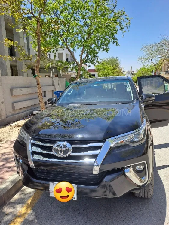 Toyota Fortuner 2018 for Sale in Islamabad Image-1