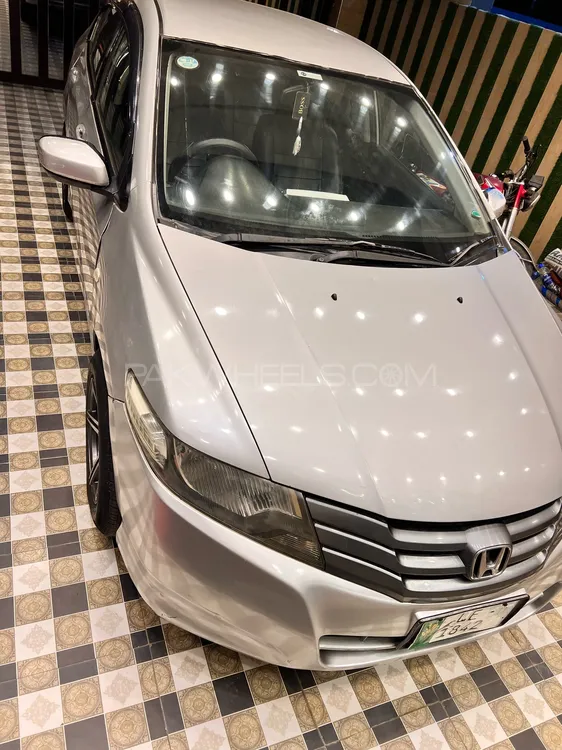 Honda City 2011 for Sale in Lahore Image-1