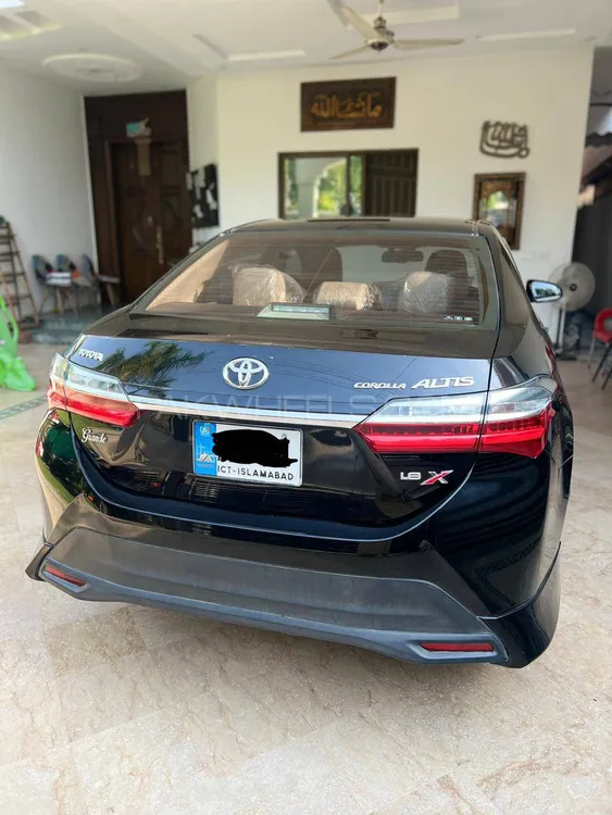 Toyota Corolla 2021 for Sale in Lahore Image-1