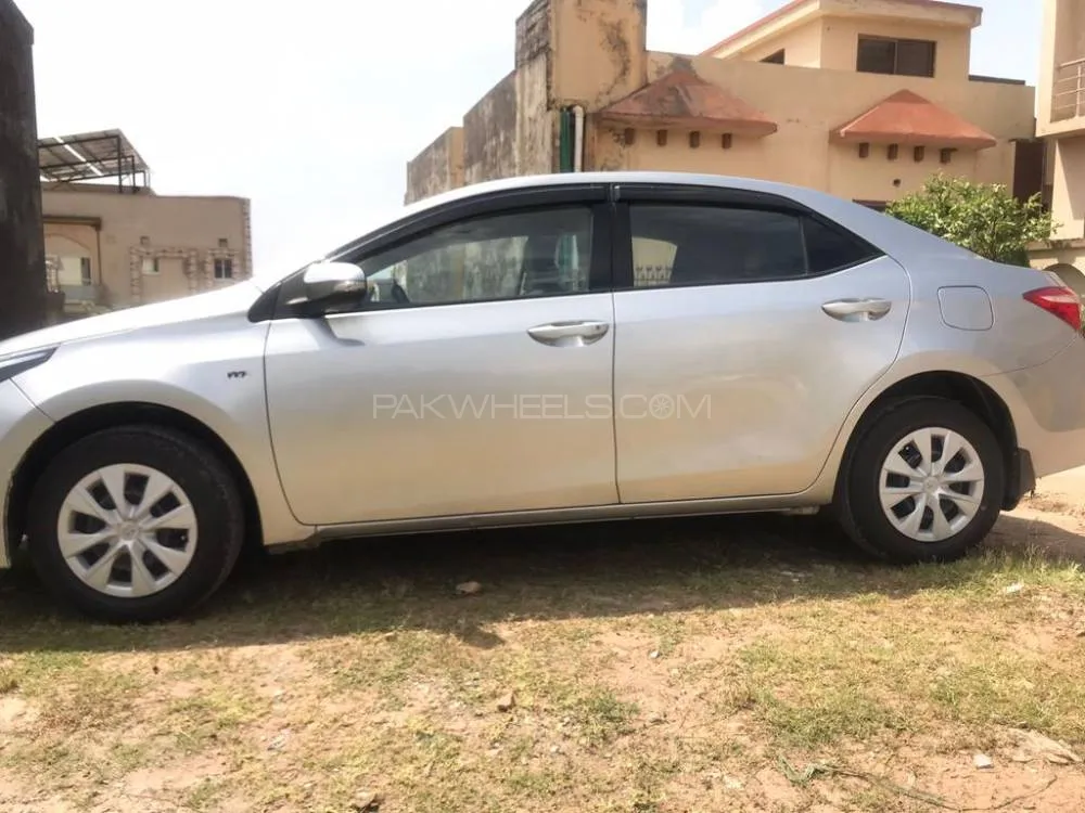 Toyota Corolla 2015 for Sale in Rawalpindi Image-1