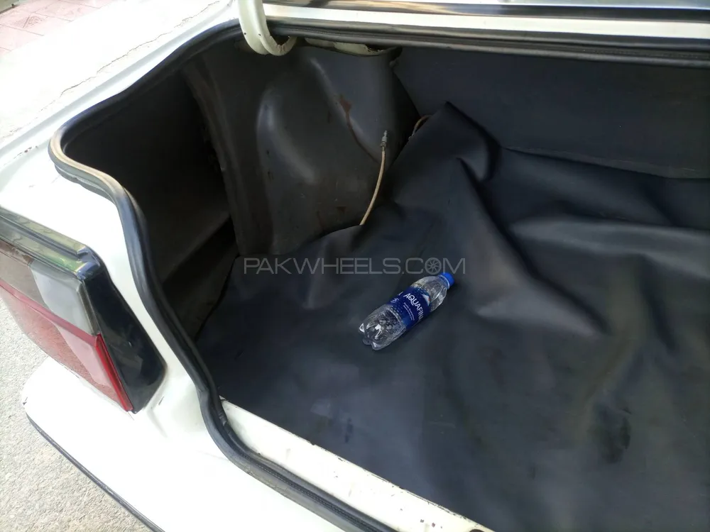 Toyota Corolla 1986 for Sale in Multan Image-1