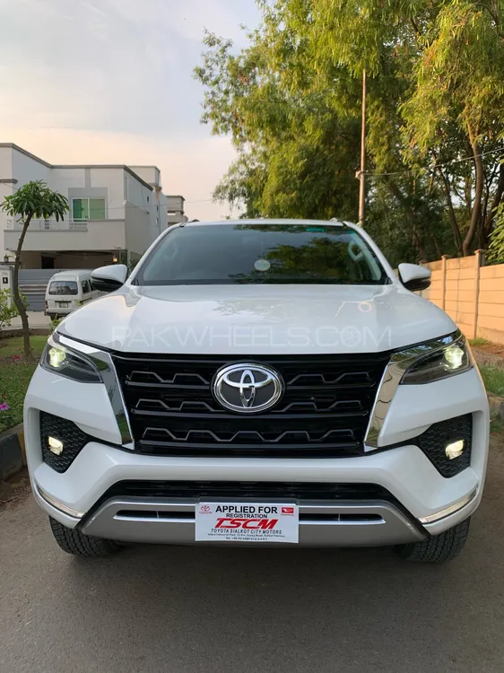 Toyota Fortuner 2022 for Sale in Sialkot Image-1