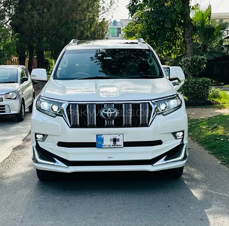 Toyota Prado 2018 for Sale in Lahore Image-1