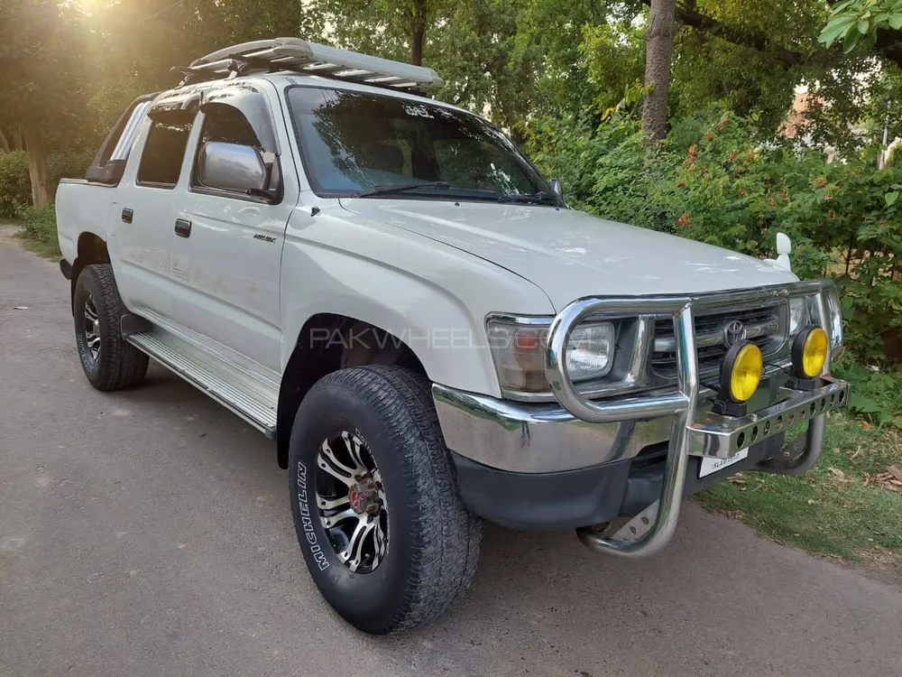 Toyota Hilux 1998 for Sale in Lahore Image-1