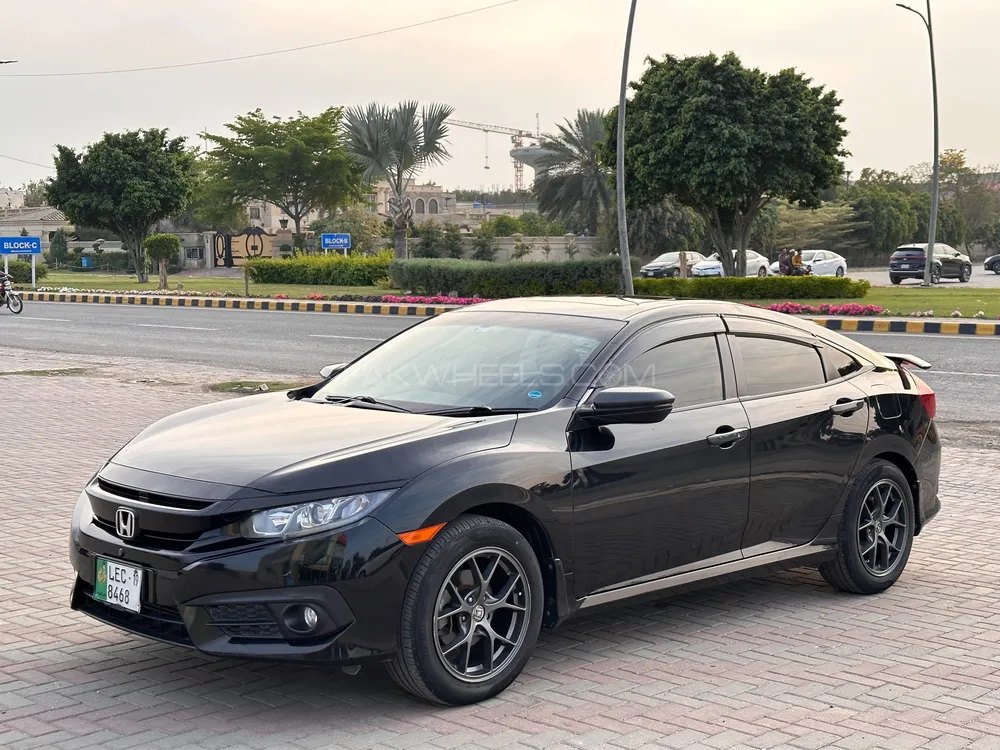 Honda Civic 2019 for Sale in Lahore Image-1