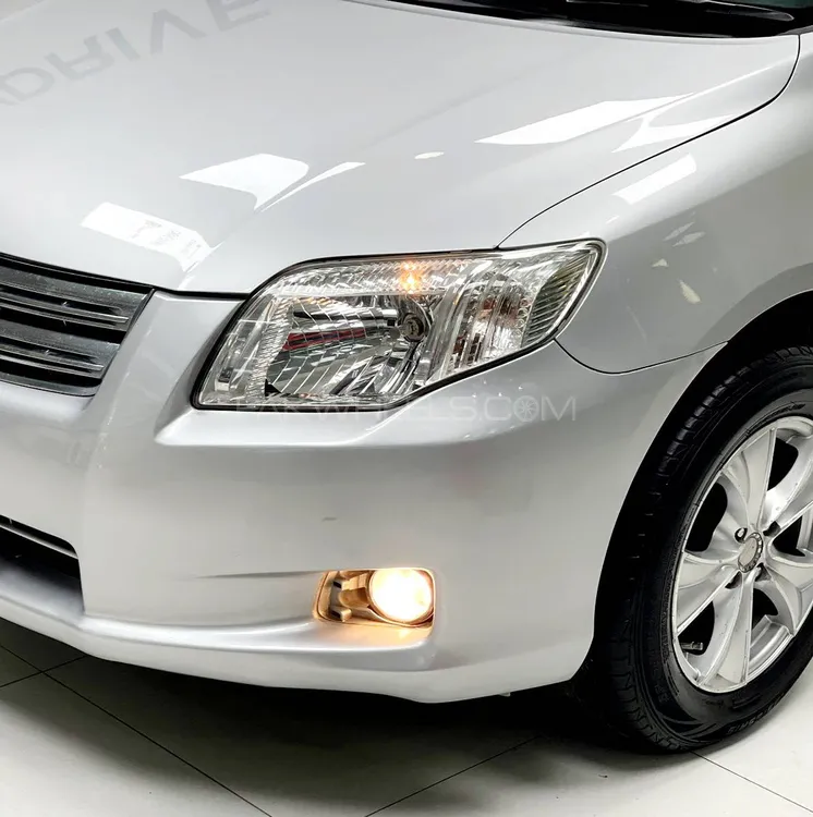 Toyota Corolla Axio 2006 for Sale in Nowshera Image-1