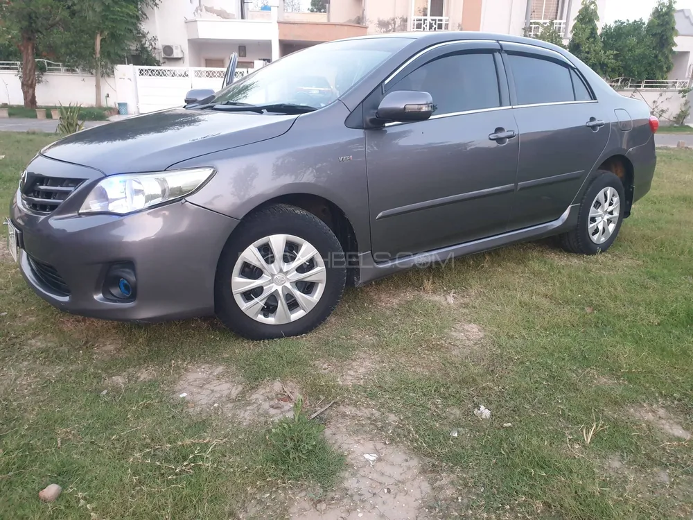 Toyota Corolla 2012 for Sale in Lahore Image-1