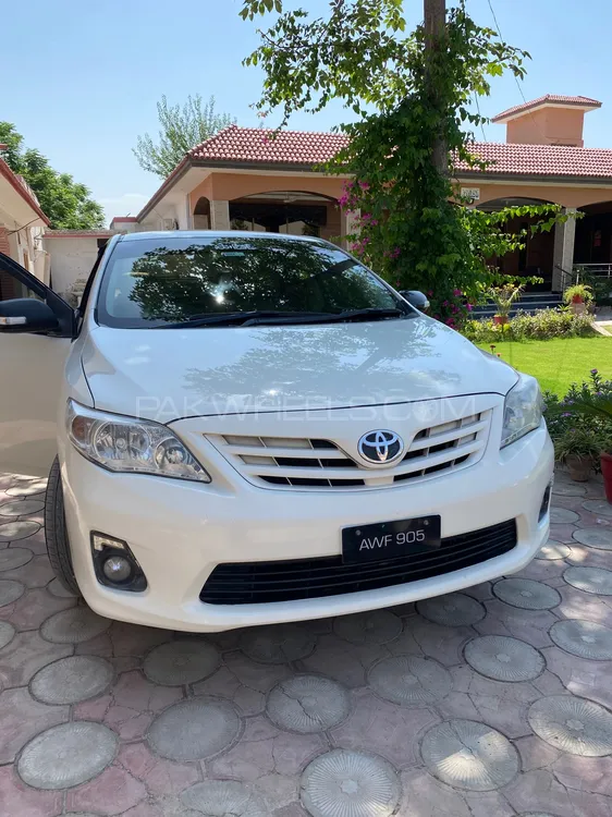 Toyota Corolla 2011 for Sale in Peshawar Image-1