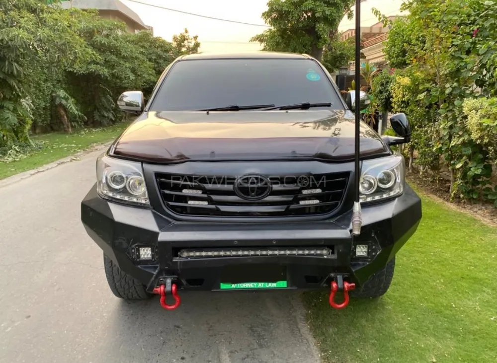 Toyota Hilux 2012 for Sale in Lahore Image-1