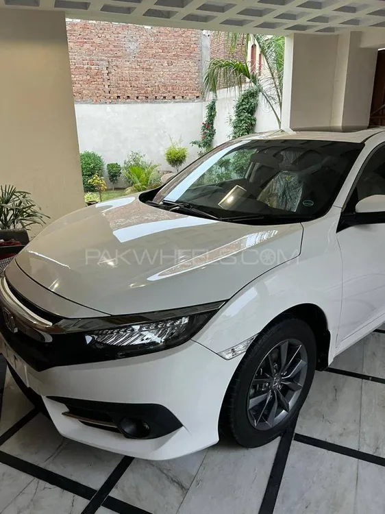 Honda Civic 2021 for Sale in Peshawar Image-1