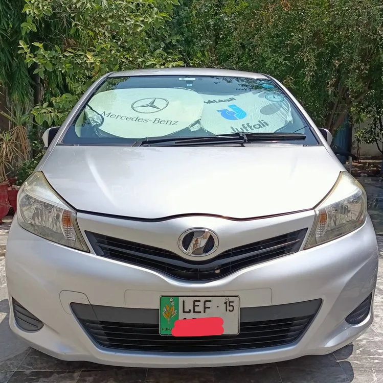 Toyota Vitz 2012 for Sale in Lahore Image-1