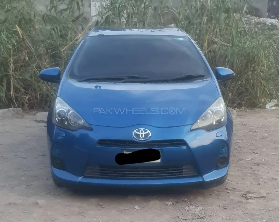 Toyota Aqua 2013 for Sale in Peshawar Image-1