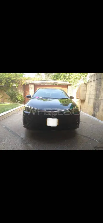 Toyota Corolla 2018 for Sale in Karachi Image-1