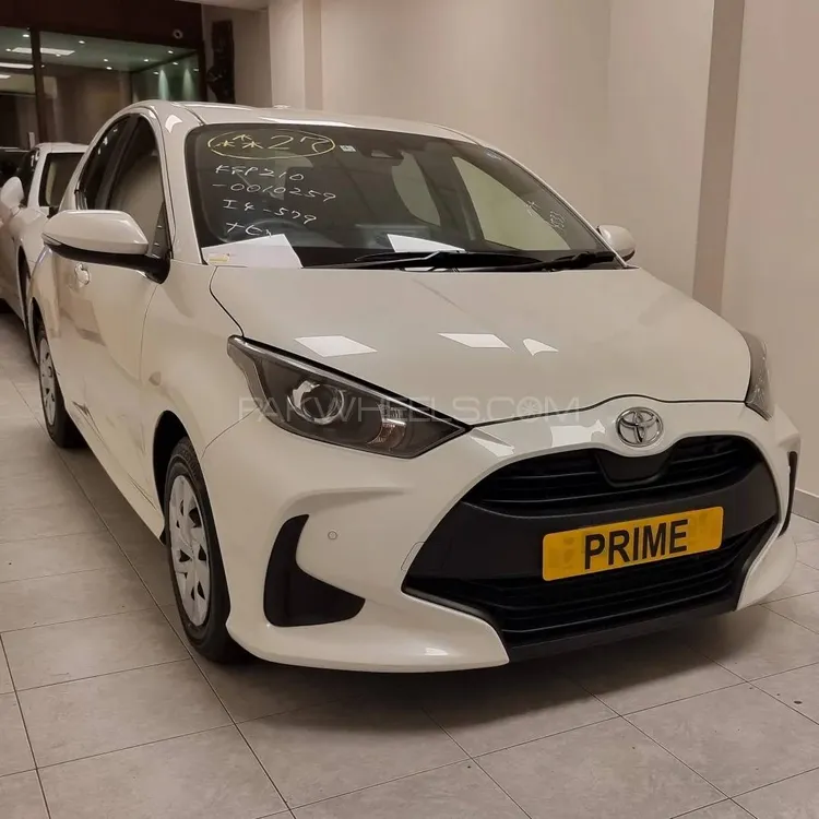 ٹویوٹا یارس ہیچ بیک 2020 for Sale in کراچی Image-1