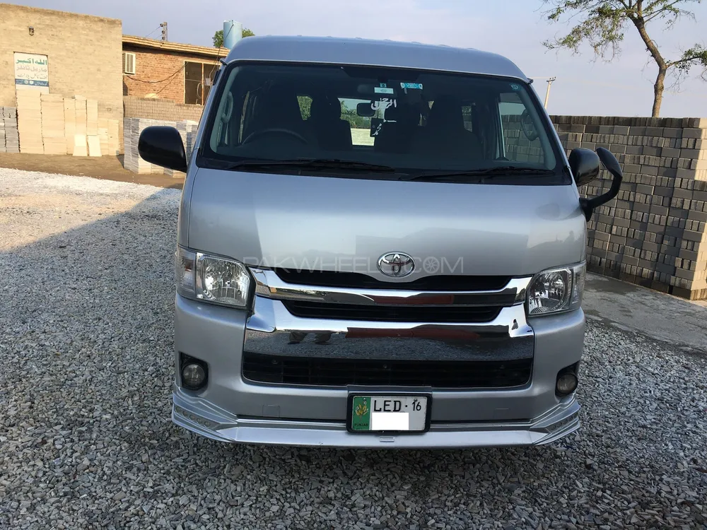 Toyota Hiace 2009 for Sale in Gujrat Image-1