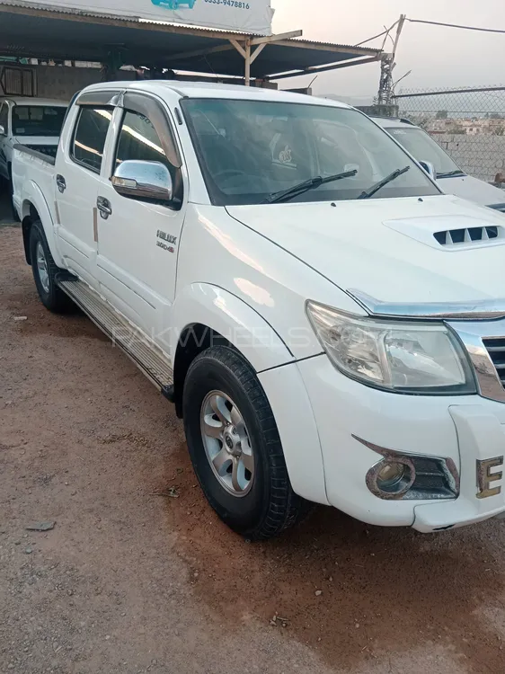 Toyota Hilux 2008 for Sale in Islamabad Image-1