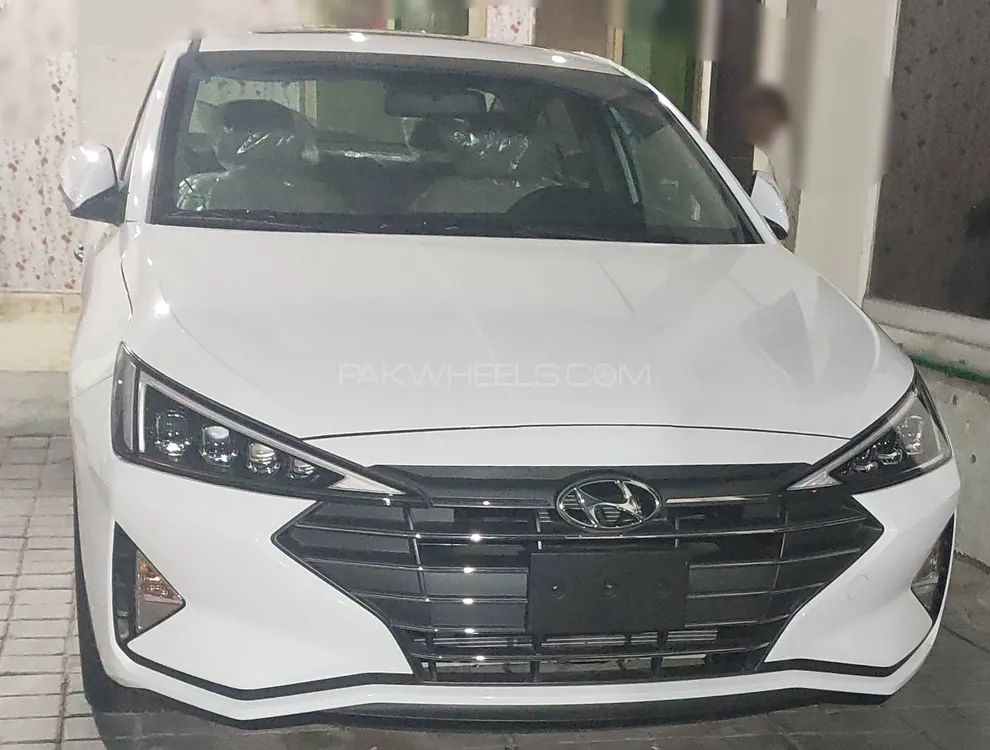 Hyundai Elantra 2023 for Sale in Faisalabad Image-1