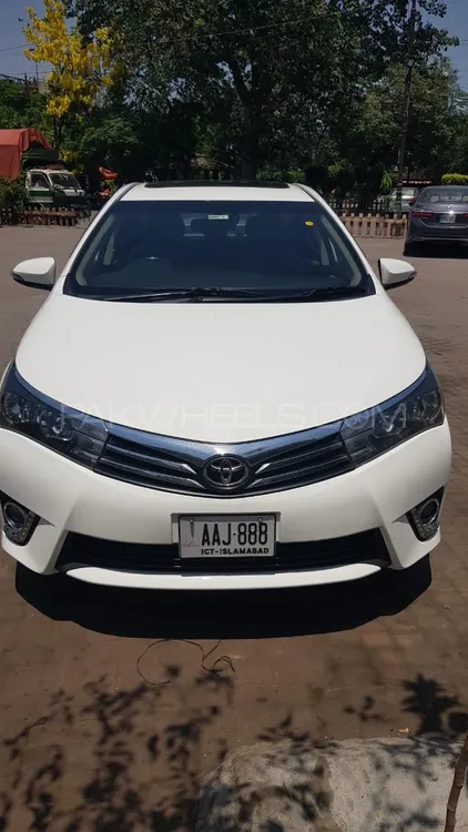 Toyota Corolla 2016 for Sale in Lahore Image-1