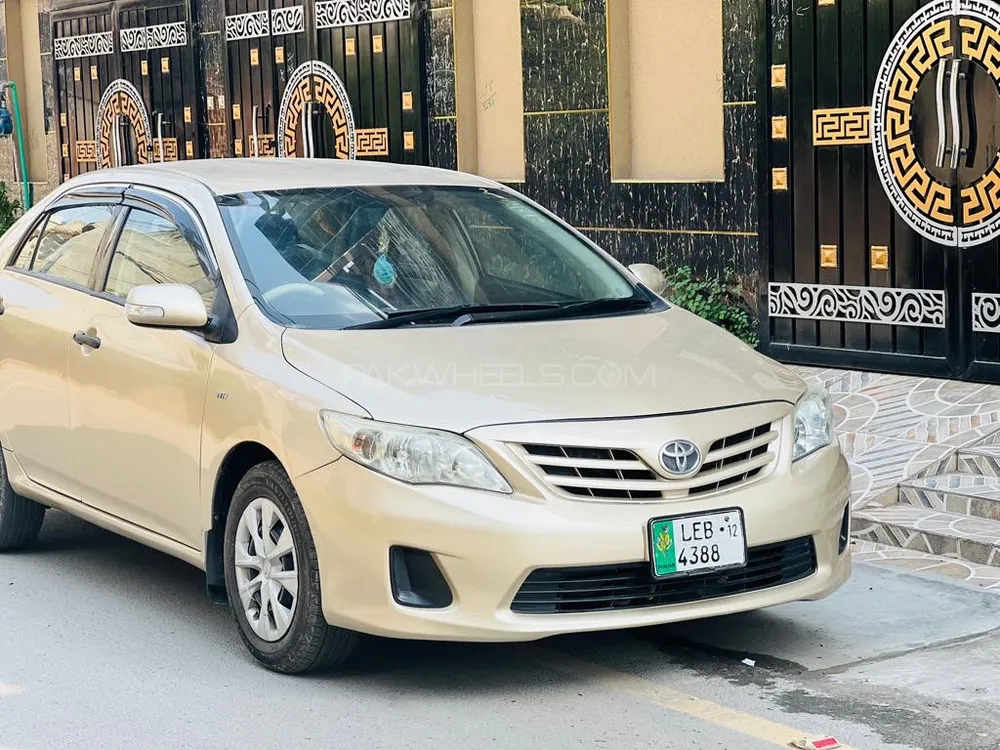 Toyota Corolla 2012 for Sale in Lahore Image-1