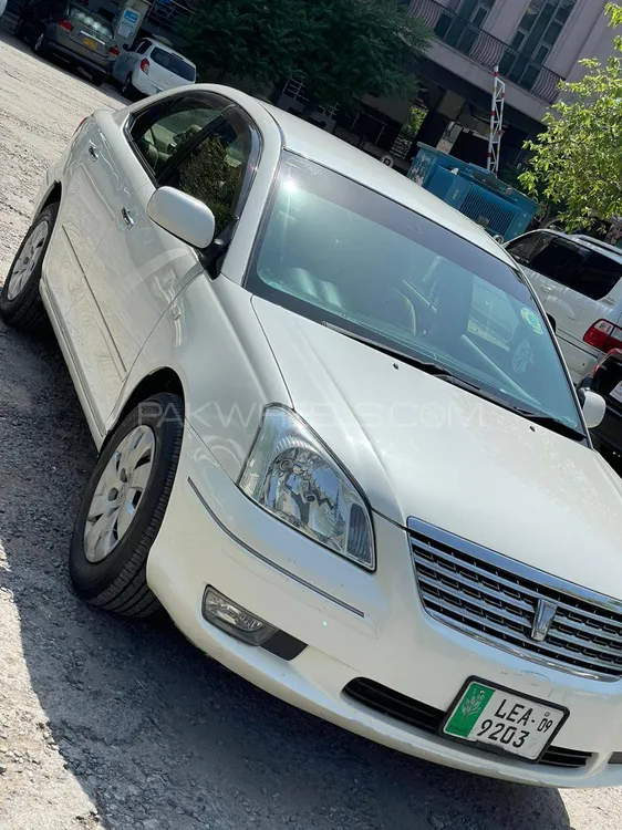 Toyota Premio 2004 for Sale in Islamabad Image-1