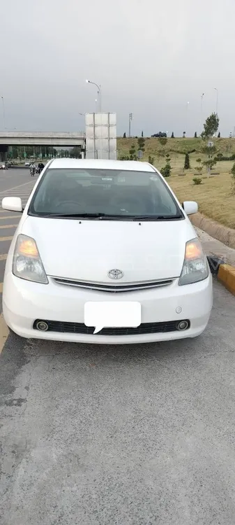 Toyota Prius 2007 for Sale in Islamabad Image-1