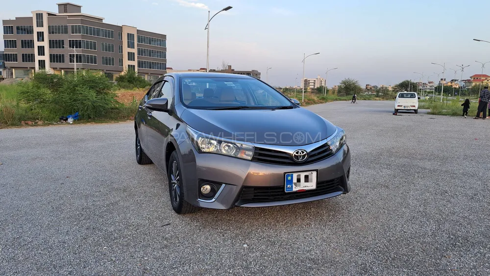 Toyota Corolla 2016 for Sale in Islamabad Image-1