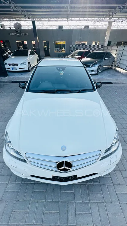 Mercedes Benz C Class 2011 for Sale in Peshawar Image-1