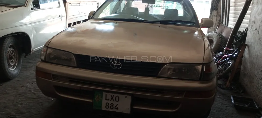 Toyota Corolla 2000 for Sale in Lahore Image-1