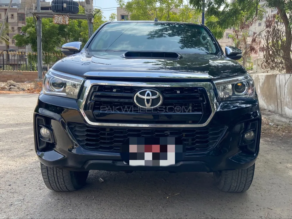 Toyota Hilux 2017 for Sale in Karachi Image-1