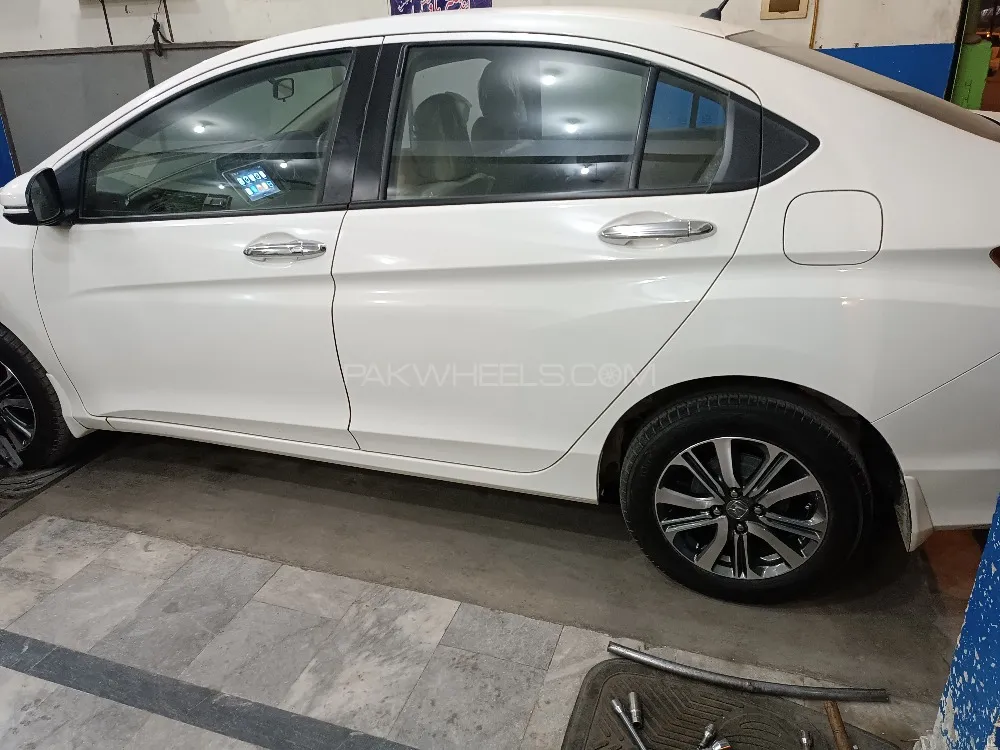 ہونڈا سٹی 2022 for Sale in مظفرگڑھ ہونڈا سٹی 2022 for Sale in مظفرگڑھ Image-2
