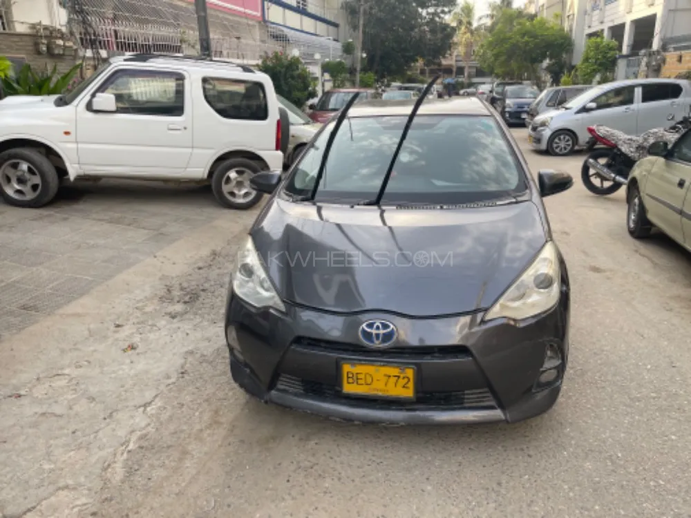 Toyota Aqua 2012 for Sale in Karachi Image-1