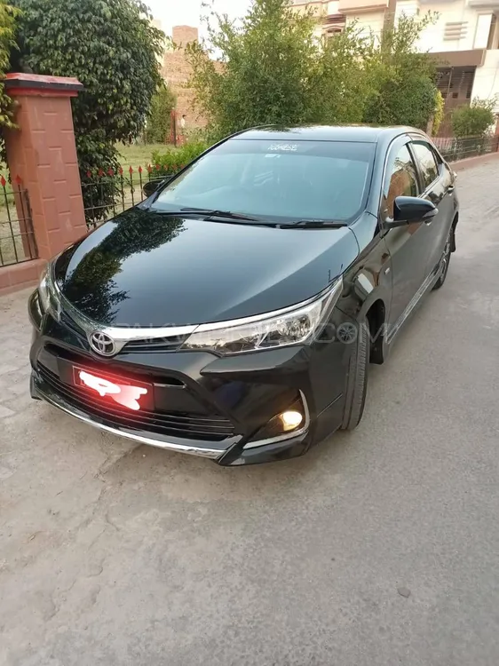 Toyota Corolla 2019 for Sale in Faisalabad Image-1