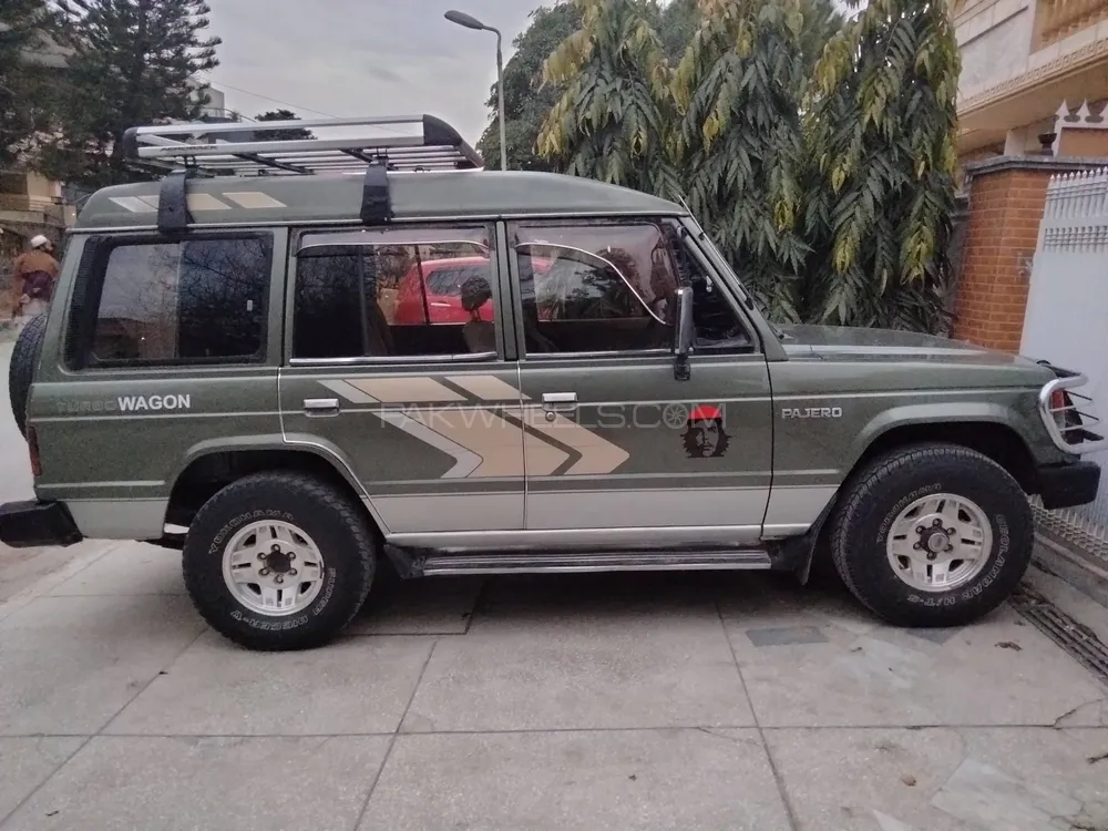 Mitsubishi Pajero 1985 for Sale in Islamabad Image-1