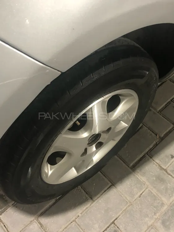 Toyota Vitz 2010 for Sale in Lahore Image-1