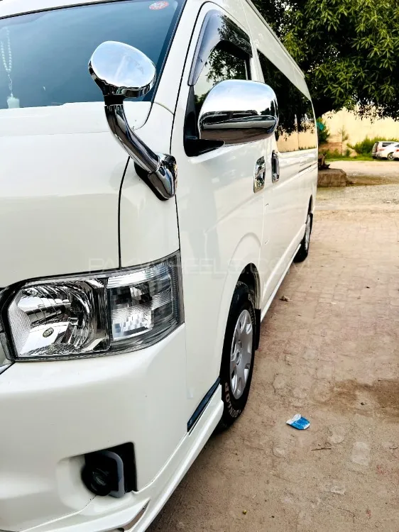 Toyota hiace store 2017 for sale