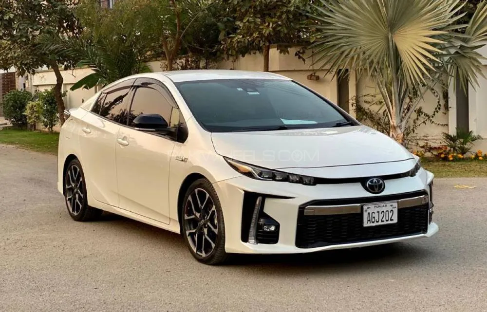 Toyota Prius 2018 for Sale in Lahore Image-1