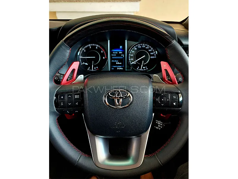 Toyota Fortuner 2017-2023 Aluminum Alloy Paddle Shifter Toyota Fortuner 2017-2023 Aluminum Alloy Paddle Shifter Image-5