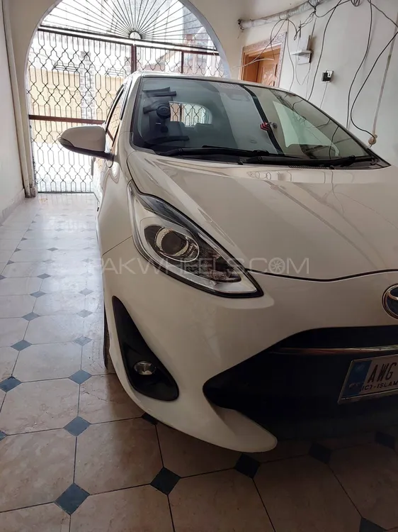 Toyota Aqua 2018 for Sale in Gujrat Image-1