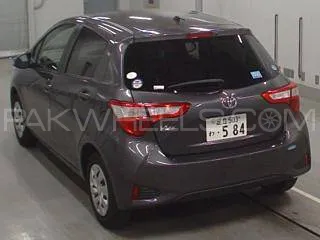 Toyota Vitz 2018 for Sale in Sahiwal Image-1